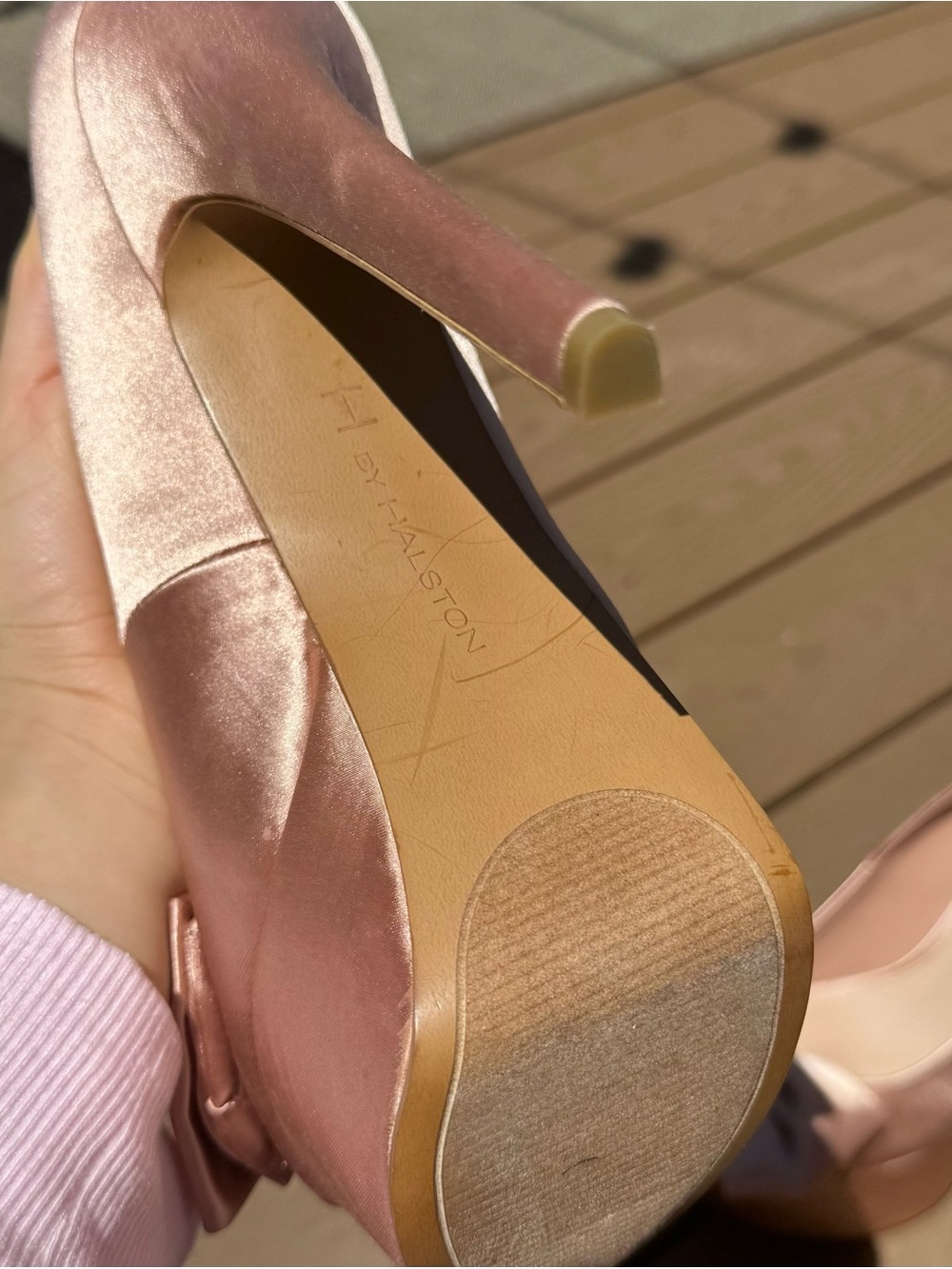 H by Halston Satin Bow Pumps - Size 7.5 - Picture 5 of 6